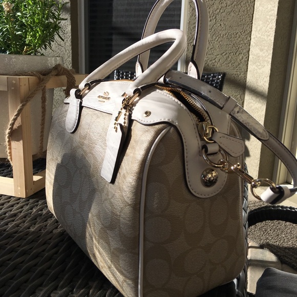 Coach handbag - Picture 3 of 6